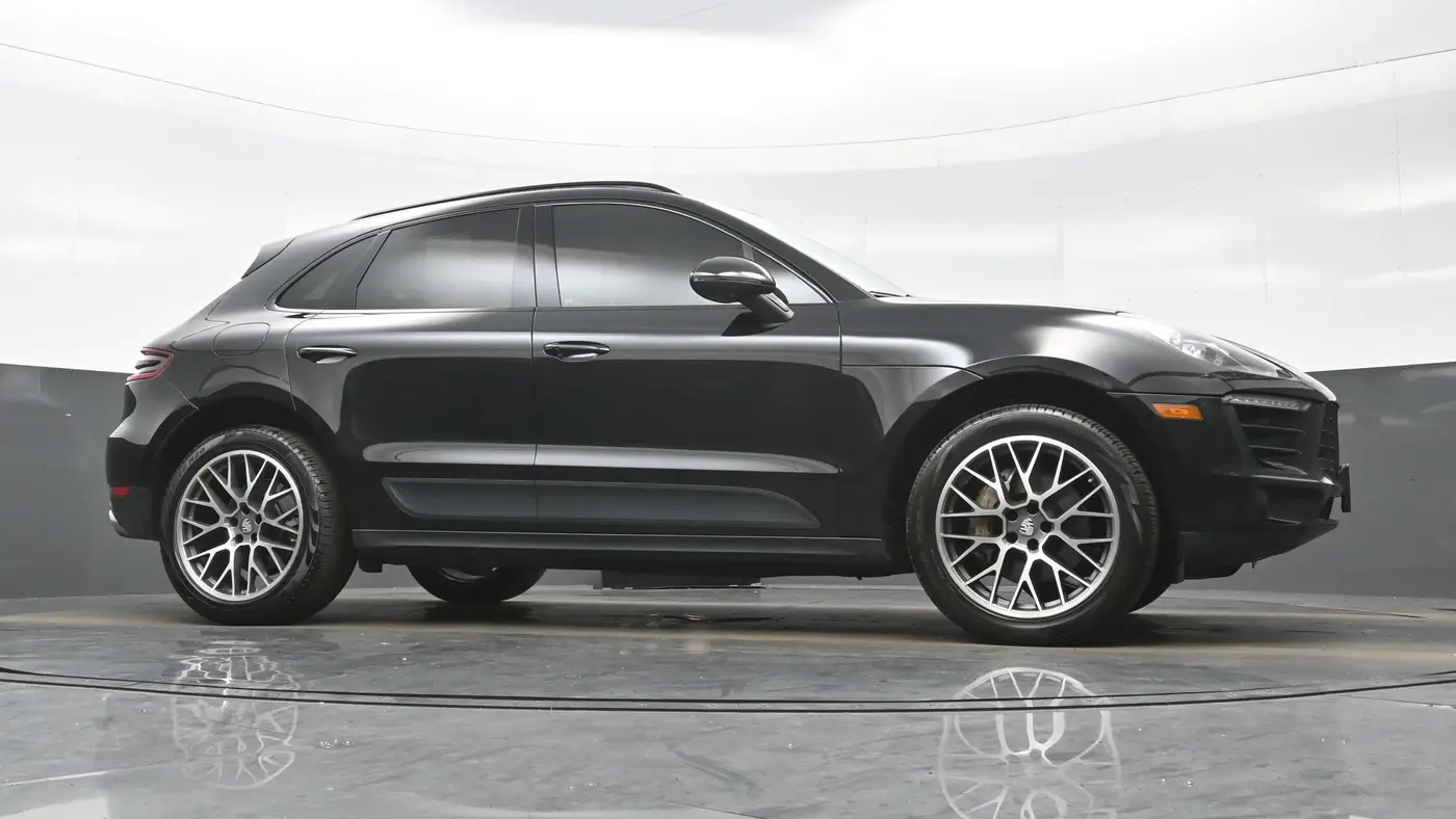2017 Porsche Macan S