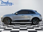 2019 Macan Thumbnail 2
