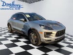2019 Macan Thumbnail 7