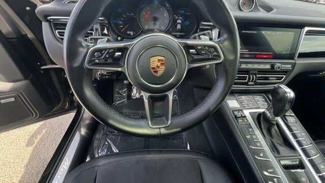2021 Porsche Macan S