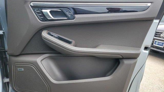 2021 Porsche Macan S