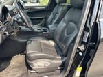 2021 Macan Thumbnail 30