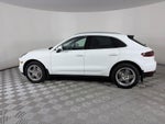 2017 Macan Thumbnail 4