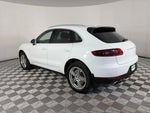 2017 Macan Thumbnail 5