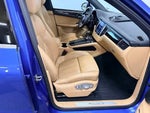 2017 Macan Thumbnail 37