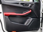 2015 Macan Thumbnail 4
