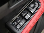 2015 Macan Thumbnail 6