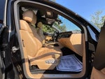 2017 Macan Thumbnail 16