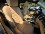 2017 Macan Thumbnail 18