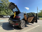 2017 Macan Thumbnail 37