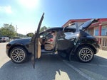 2017 Macan Thumbnail 38