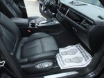 2020 Macan Thumbnail 15