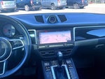 2021 Macan Thumbnail 6