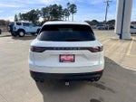 2019 Cayenne Thumbnail 3