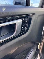 2019 Cayenne Thumbnail 12