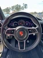 2019 Cayenne Thumbnail 15