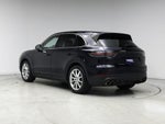 2019 Cayenne Thumbnail 2