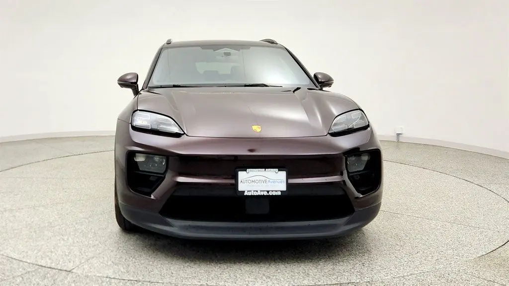 2025 Porsche Macan 4S Electric