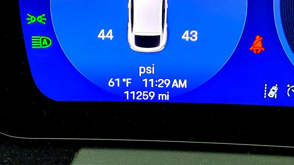 2025 Porsche Macan 4S Electric