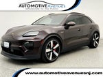 2025 Macan Thumbnail 1