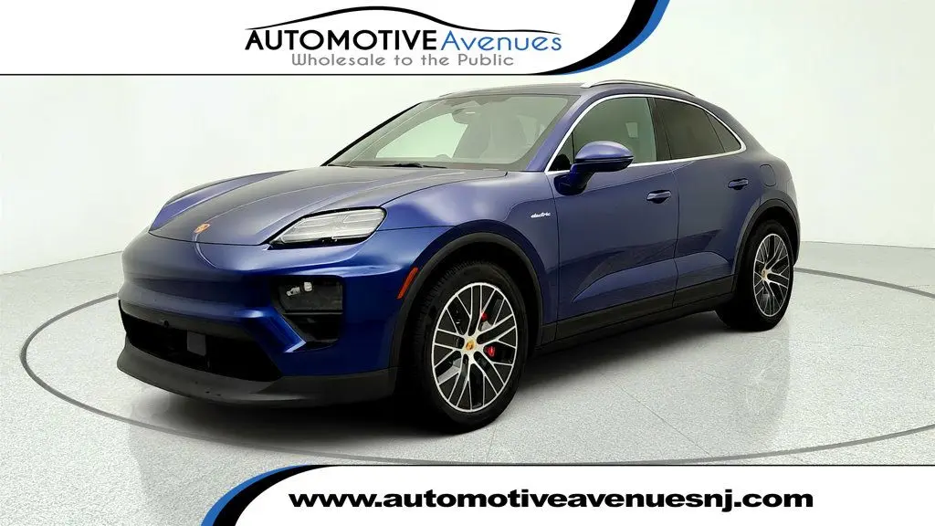 2025 Porsche Macan
