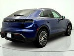 2025 Macan Thumbnail 5