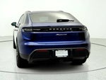2025 Macan Thumbnail 6
