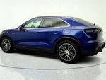 2025 Macan Thumbnail 7