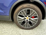 2025 Macan Thumbnail 9