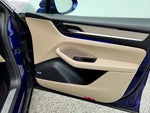 2025 Macan Thumbnail 26