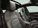 2025 Macan Thumbnail 17