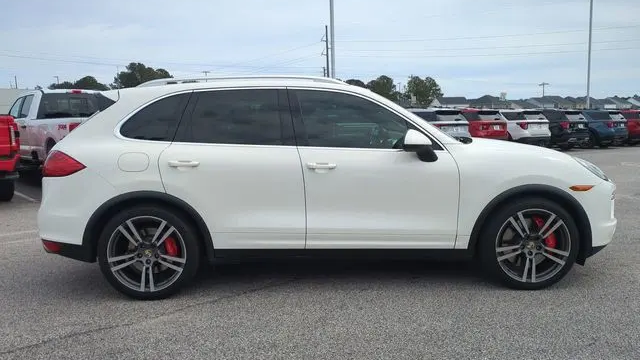 2011 Porsche Cayenne Turbo