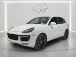 2017 Cayenne Thumbnail 3