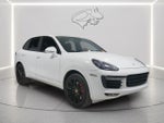 2017 Cayenne Thumbnail 9