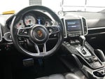 2017 Cayenne Thumbnail 19