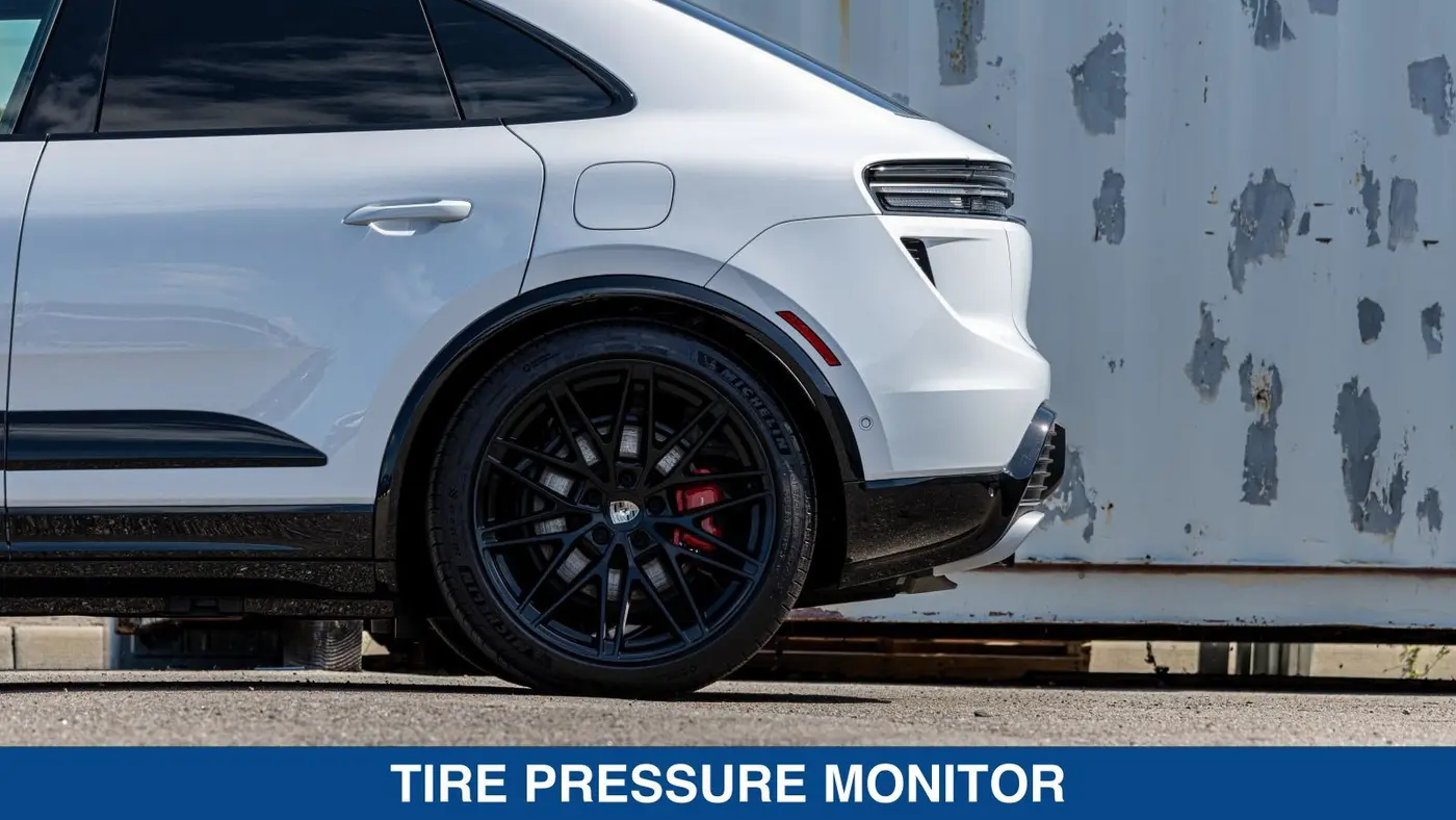 2025 Porsche Macan Turbo Electric