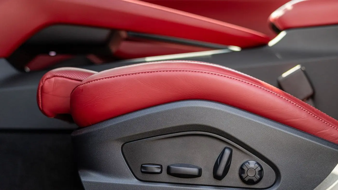 2025 Porsche Macan Turbo Electric