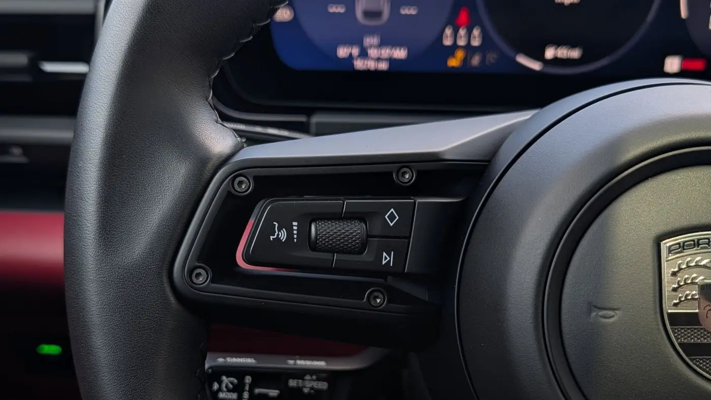 2025 Porsche Macan Turbo Electric