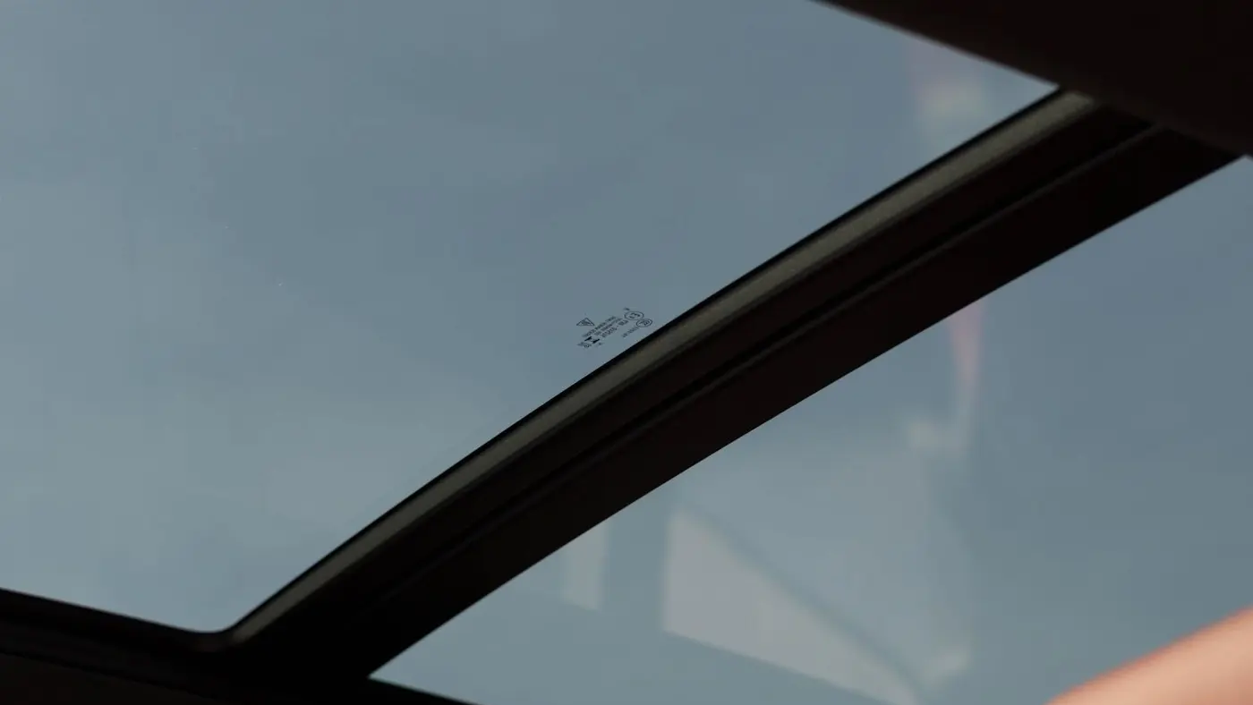 2025 Porsche Macan Turbo Electric