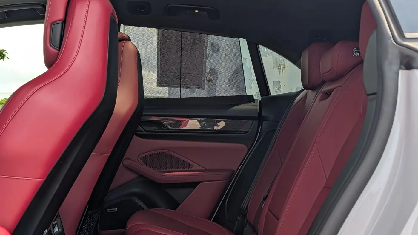 2025 Porsche Macan Turbo Electric