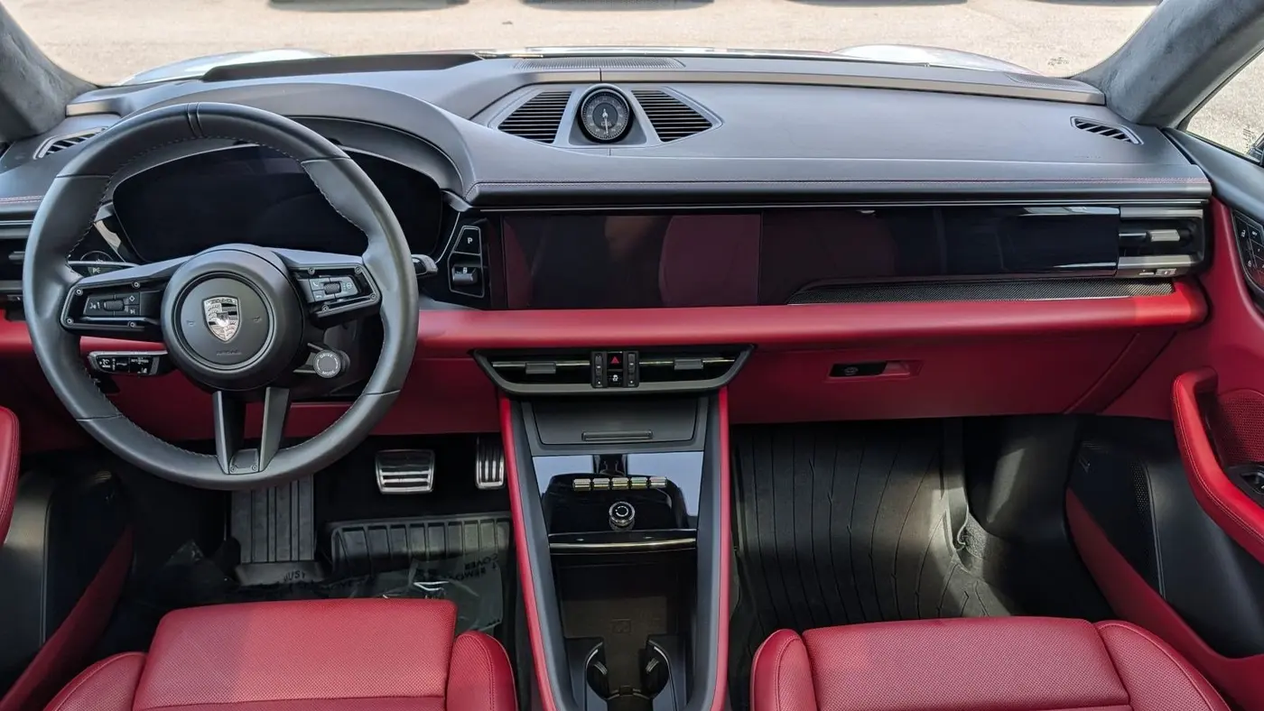 2025 Porsche Macan Turbo Electric