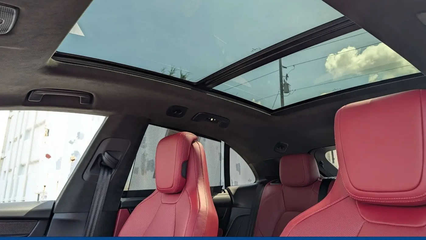 2025 Porsche Macan Turbo Electric
