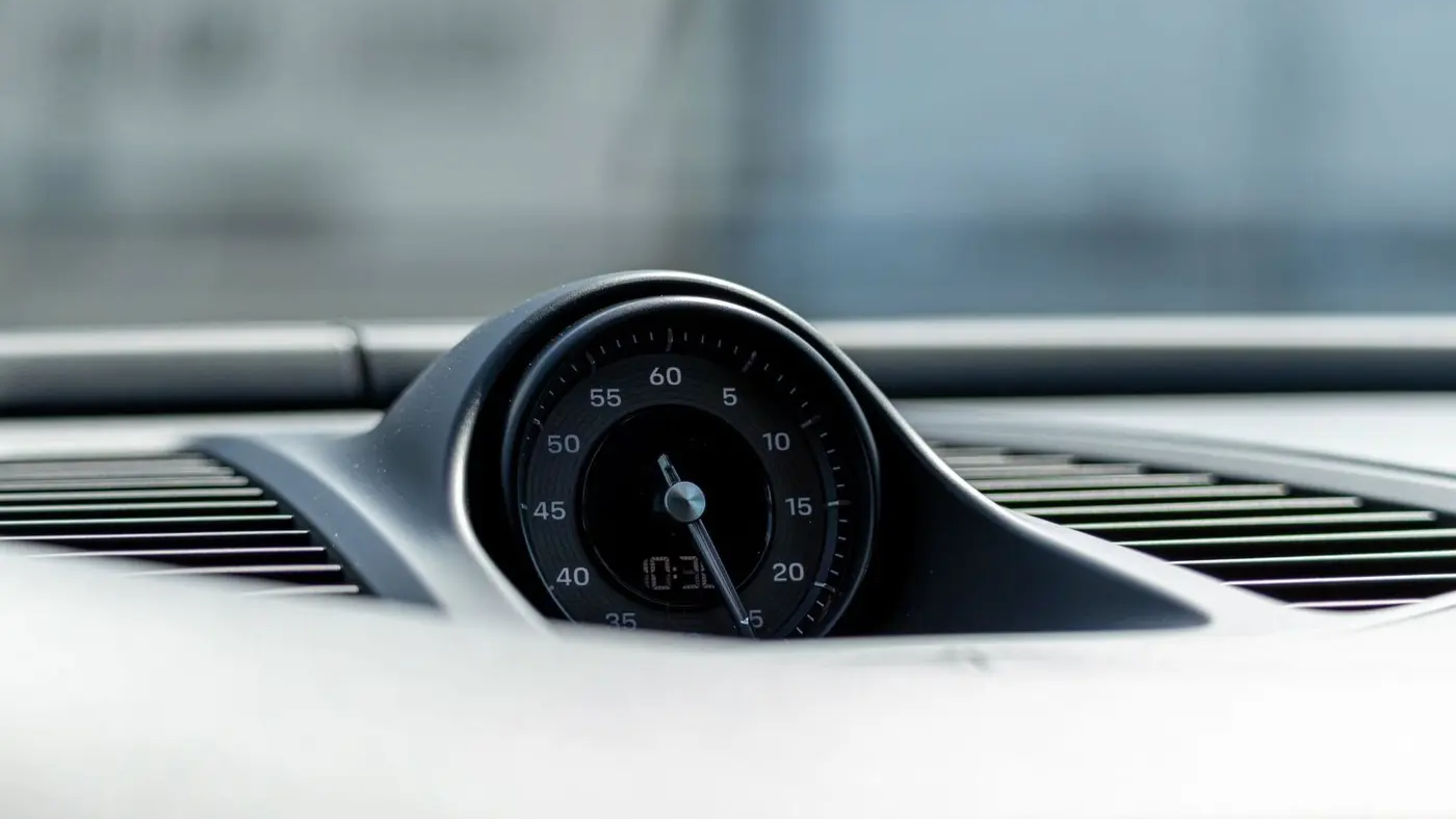 2025 Porsche Macan Turbo Electric