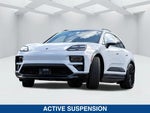 2025 Macan Thumbnail 7