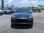 2016 Cayenne Thumbnail 2