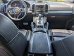 2016 Cayenne Thumbnail 17