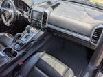 2016 Cayenne Thumbnail 21