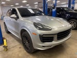2016 Cayenne Thumbnail 7
