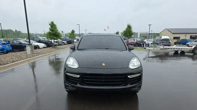 2017 Porsche Cayenne GTS