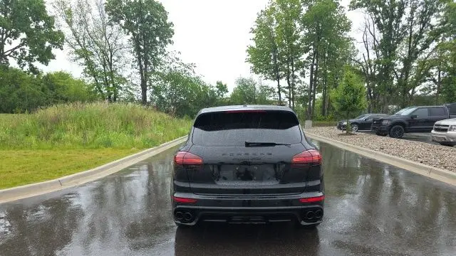 2017 Porsche Cayenne GTS